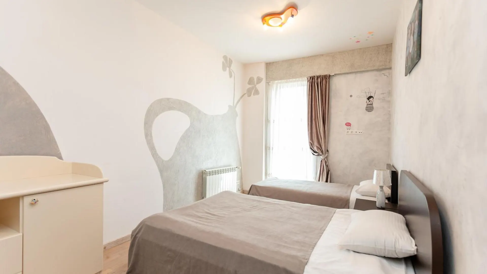 Lägenhet Centerpoint Suite Tbilisi